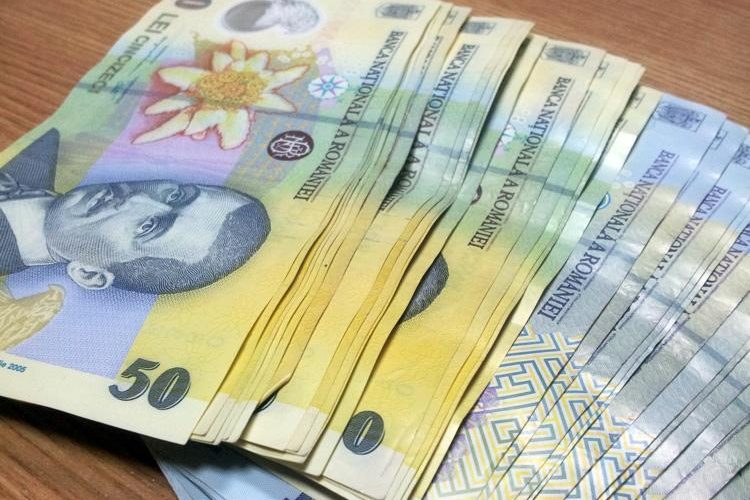 Opțiuni de finanțare flexibile pentru nevoi urgente de numerar